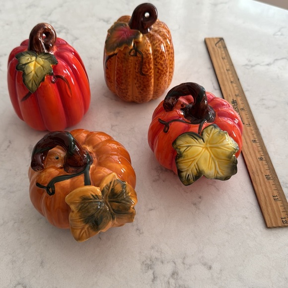 Ceramic Pumpkins set of 4 Fall Thanksgiving Halloween - Picture 6 of 6
